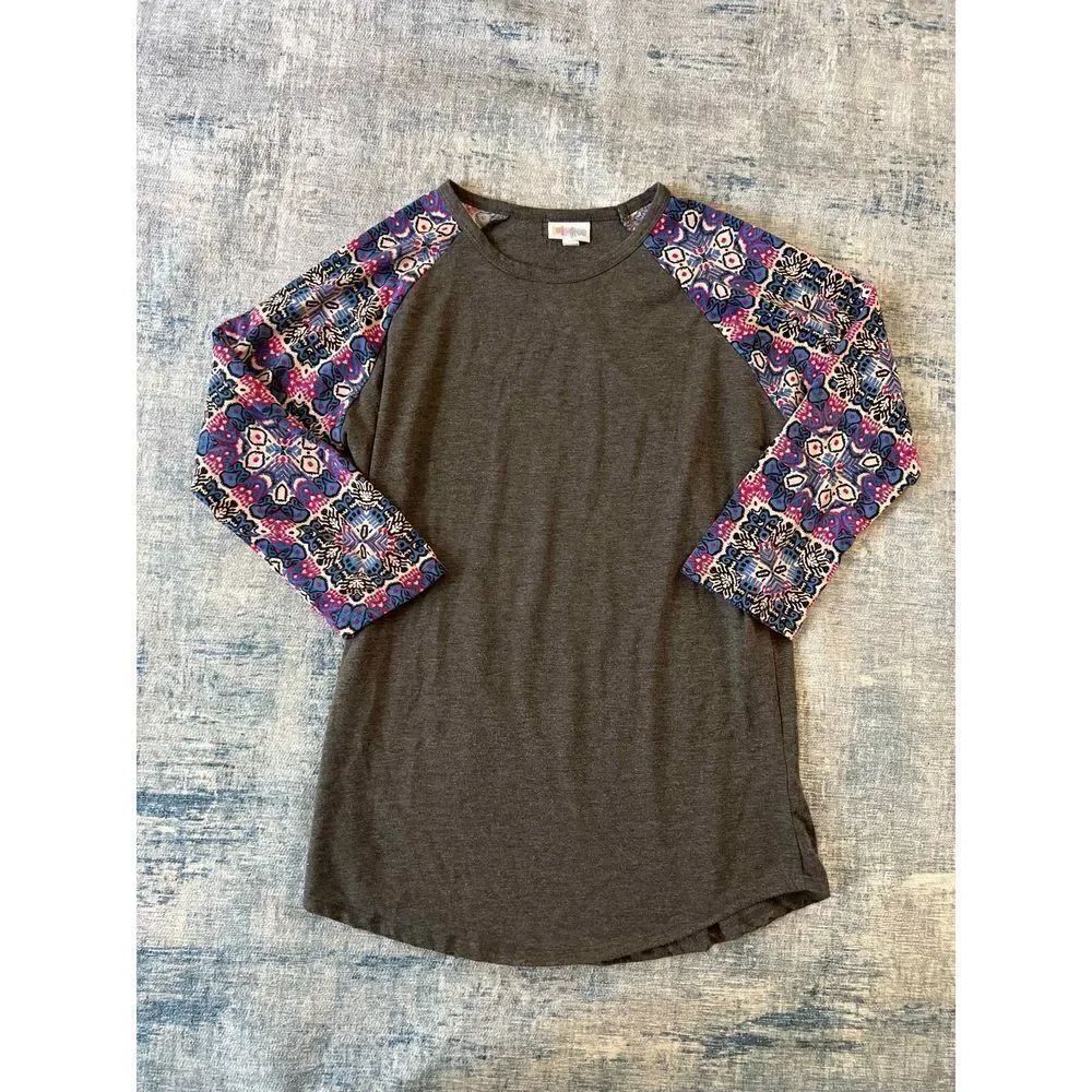 Lularoe Gray Pink Blue White Randy 3/4 Sleeve Top Small